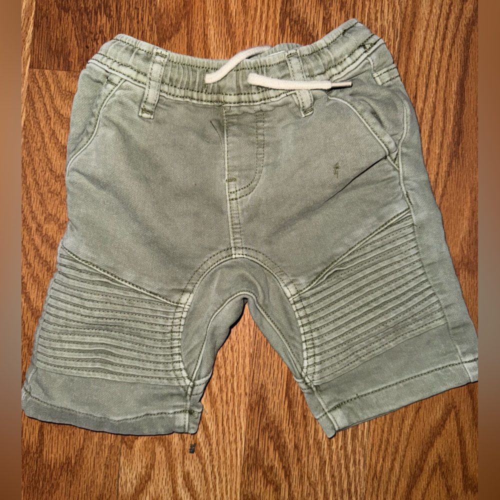 Jean green kids Cotton On shorts